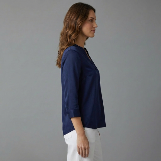 Lisa | Soft and Elegant V-Neck Shirt